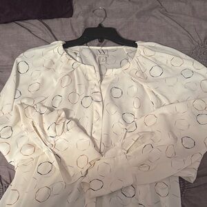 Worthington White Blouse with Hexagon Print